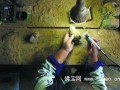 北京村民的麻梨木雕工艺
