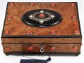 拿破仑三世时期珊瑚珍宝盒被拍卖