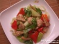 西芹双椒炒素肉片