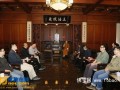 海外华文媒体高层考察团在灵隐寺体验佛教文化（图）