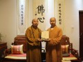 宁波阿育王寺住持界源法师一行参访云居山真如禅寺