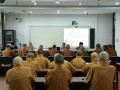江苏尼众佛学院举行2015届本科毕业论文答辩会（图）