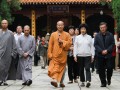 原全国政协副主席王志珍院士一行赴柏林禅寺视察