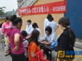 徐州医学院30名萌牙志愿者到兴化寺开展义诊活动