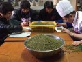 七塔禅寺举行“腊八送温暖”活动
