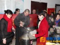 腊八腊梅香传四海 江苏开原寺施粥福报十方