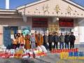 乌鲁木齐南山法明寺住持义玄法师一行与村委会慰问贫困家庭