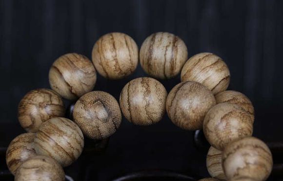 18MM马泥涝大珠珠手串图3