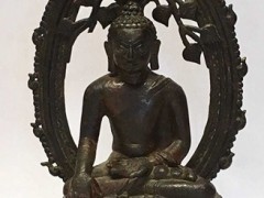 失窃57年后，一座12世纪铜制佛像被英国警方交还印度
