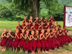 千僧贺中秋：灵鹫山缅甸大善园寺学院送祝福