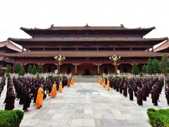 柏林禅寺2019年传授在家菩萨戒通启