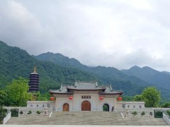 云门山大觉禅寺传授“在家居士菩萨戒”通启