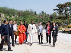 斯里兰卡佛教部部长加米尼·佩雷拉一行参访南京牛首山文化旅游区