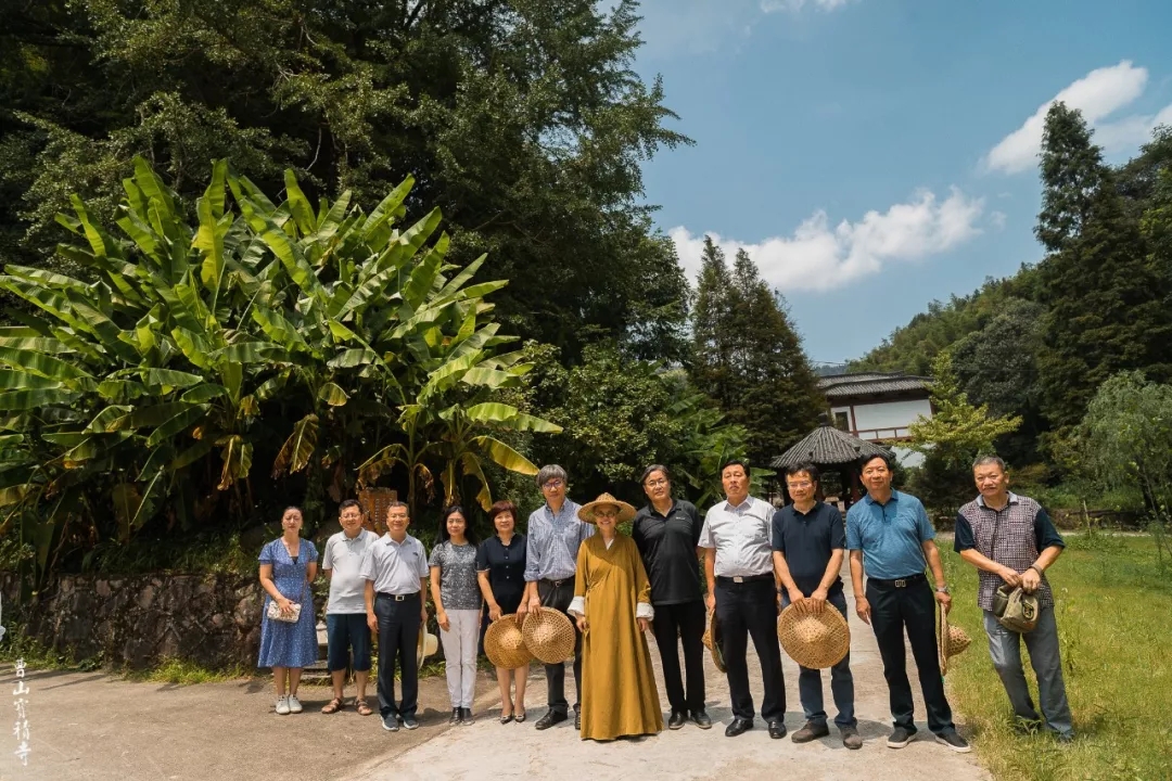 佛教-北京大学副校长王博一行到曹洞佛学院参观考察