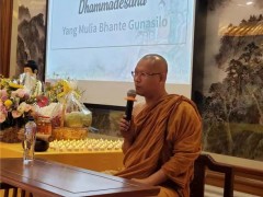 印尼佛教会于广州大佛寺举办供僧衣节盛会