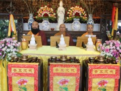 福建省佛教协会第二十六次三坛大戒举行正授比丘戒、比丘尼戒仪式