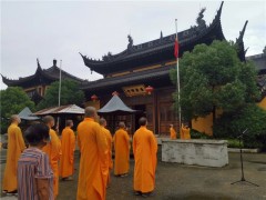 7月10日起，上海市宗教活动场所分批逐步有序恢复对外开放